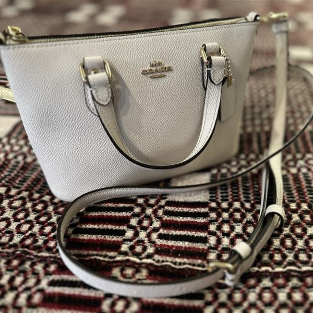 White Coach Mini Gallery Purse with Removable Strap - Excellent Condition